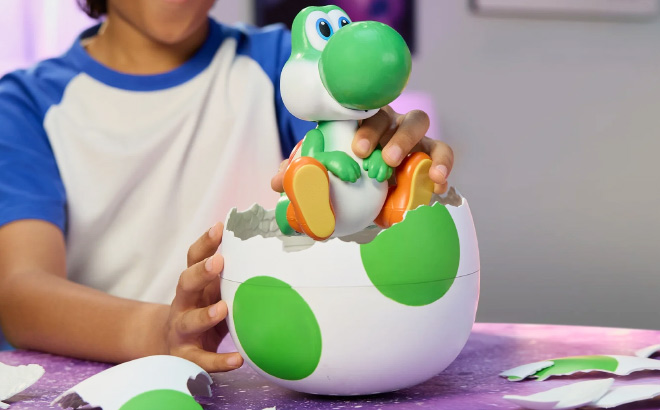Super Mario Interactive Hatching Yoshi Toy