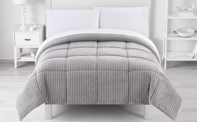 The Big One Plush Down Alternative Reversible Comforter The Big One Plush Down Alternative Reversible Comforter