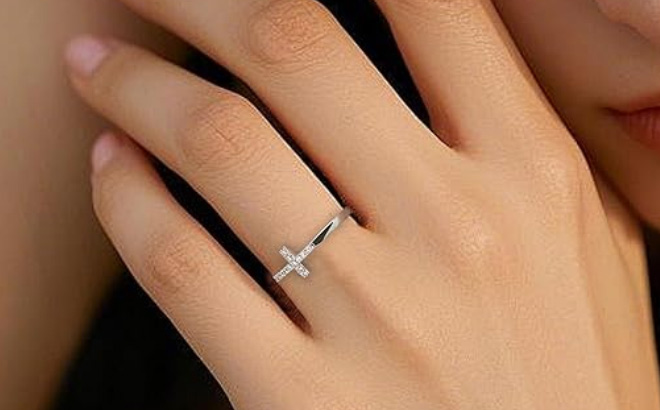 Womens Cross Ring