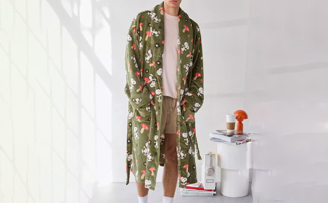 A Person Wearing Peanuts Snoopy Mushroom Pattern Robe