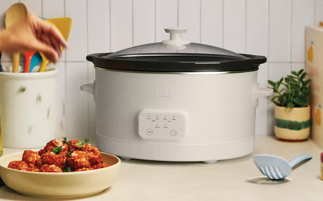 Bella 6 Quart Programmable Slow Cooker Bella 6 Quart Programmable Slow Cooker