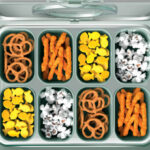 Cook With Color 8 Compartment Snackle Box
