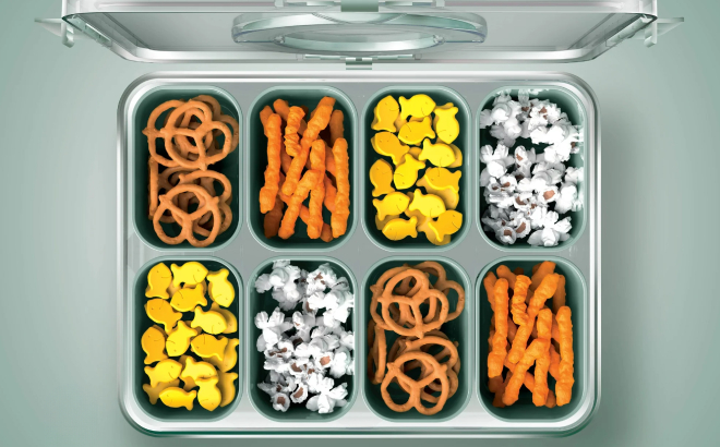Cook With Color 8 Compartment Snackle Box