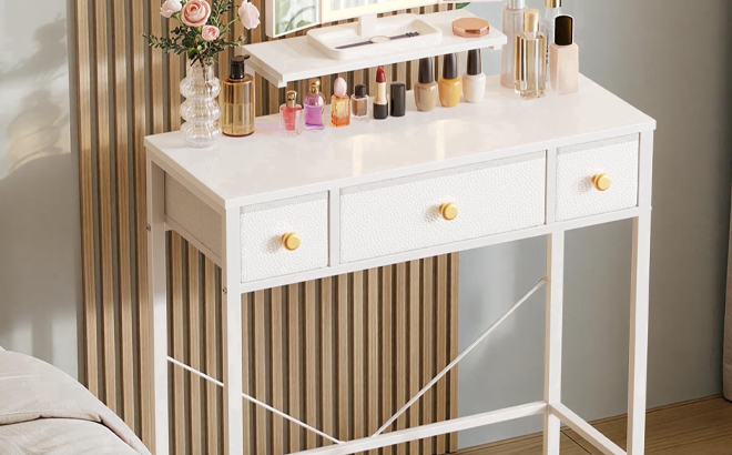 HIGDBFE Small Makeup Vanity Desk with a Lighted Mirror