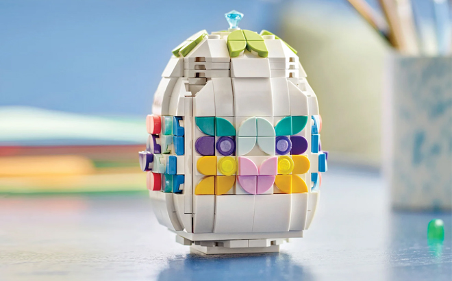 LEGO Easter Egg on a Table LEGO Easter Egg on a Table
