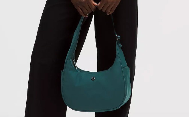 Lululemon City Essentials Shoulder Bag 4L