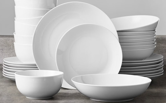 Members Mark 32 Piece Porcelain Dinnerware Set