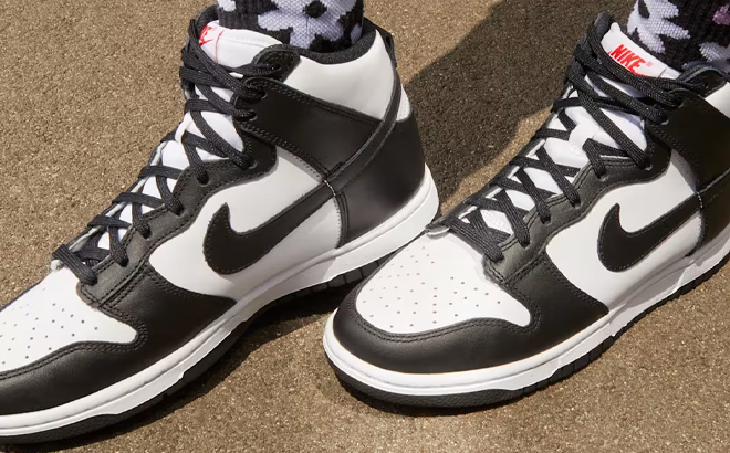 Nike Dunk High Womens Shoes in Black and White Nike Dunk High Womens Shoes in Black and White