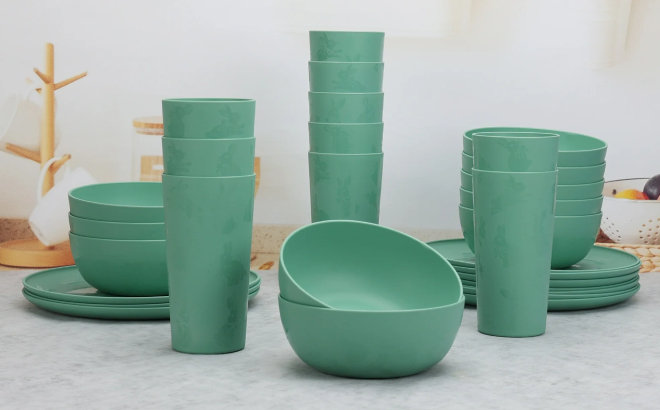 PSMainstays 30 Piece Easter Dinnerware Set Primary Pic 1