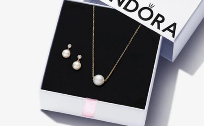 Pandora Gift Set Gold Plated Pearl Set