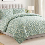 VCNY Home Mason Green 3 Piece Floral Quilt Set
