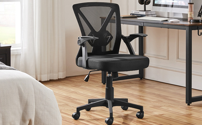 Yaheetech Mesh Office Chair