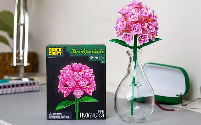 Brickcraft Pink Hydrangea Building Kit