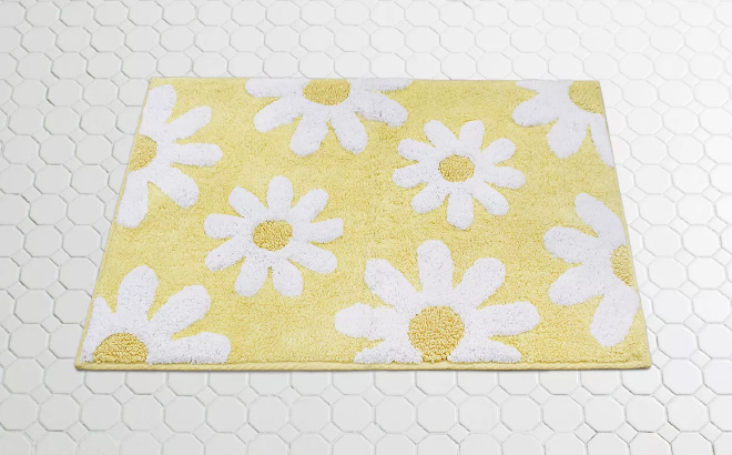 Celebrate Together Spring Daisies Rug