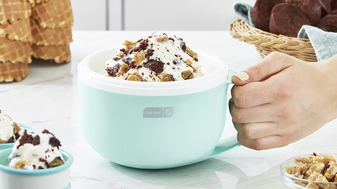 Dash My Mug Ice Cream Maker 1