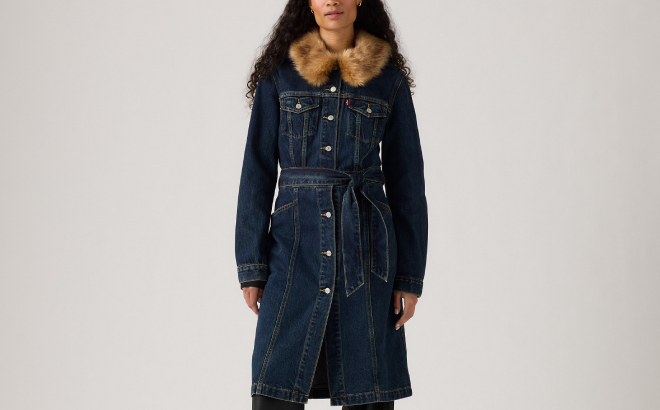 Levis Longline Fur Trucker Jacket