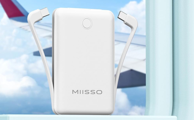 Miisso Powerbank with Built In Cable