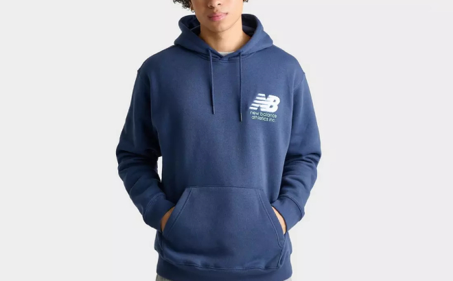 New Balance Mens Athletics Chenille Fleece Pullover Hoodie