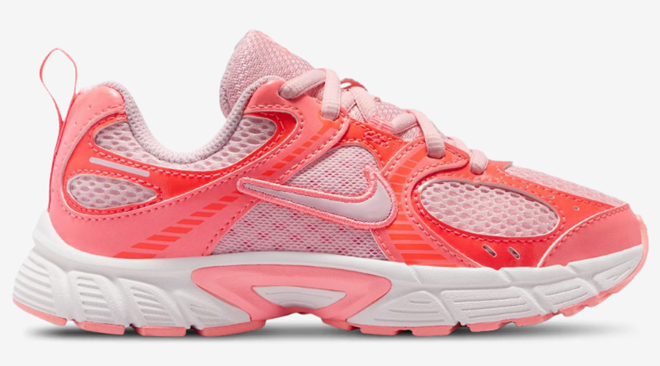 Nike V5 RNR Lace Girls Preschool Shoe Nike V5 RNR Lace Girls Preschool Shoe