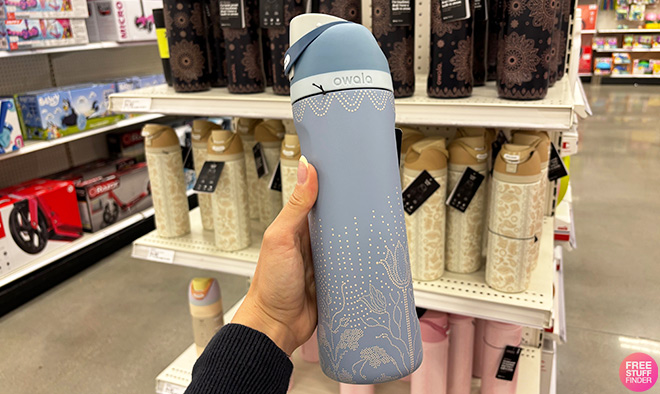 Owala 24 Ounce Special Edition FreeSip Water Bottle Studded Garden Owala 24 Ounce Special Edition FreeSip Water Bottle Studded Garden