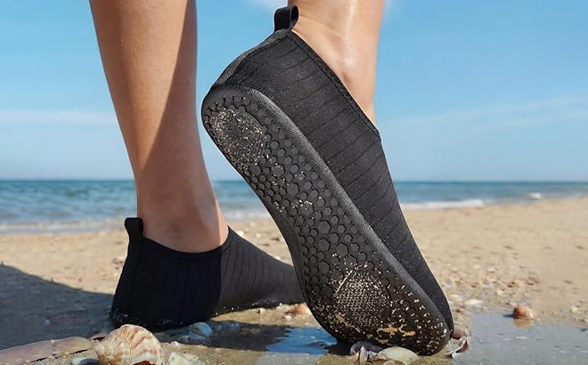 Quick Dry Water Shoes in Black Color