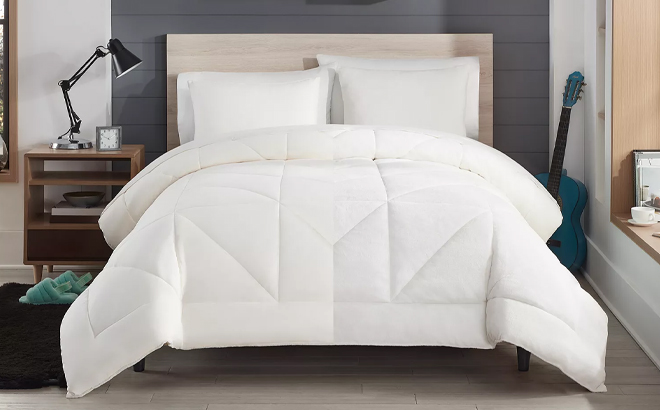 UGG Corey Reversible 3 Piece Comforter Set