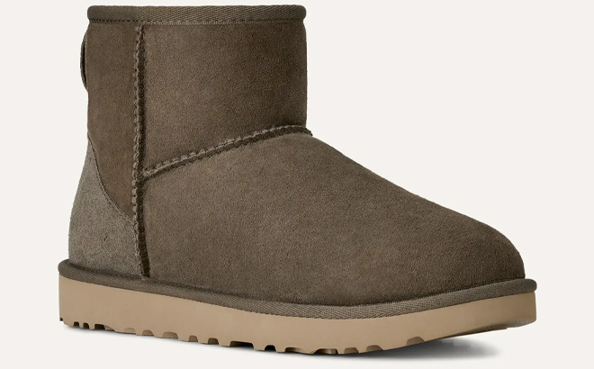 UGG Womens Classic Mini II Boot 1 UGG Womens Classic Mini II Boot 1