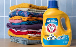 ARM HAMMER Plus OxiClean Ultra Stain Fighters Liquid Laundry Detergent