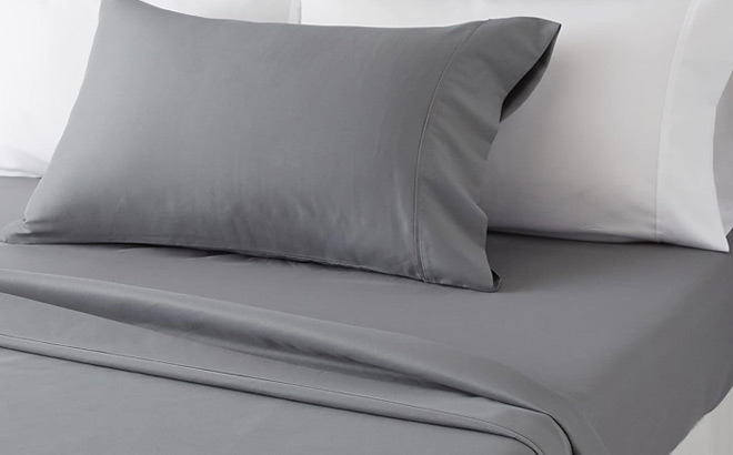 Amazon Basics Lightweight Microfiber 3 Piece Bed Sheet Set Amazon Basics Lightweight Microfiber 3 Piece Bed Sheet Set