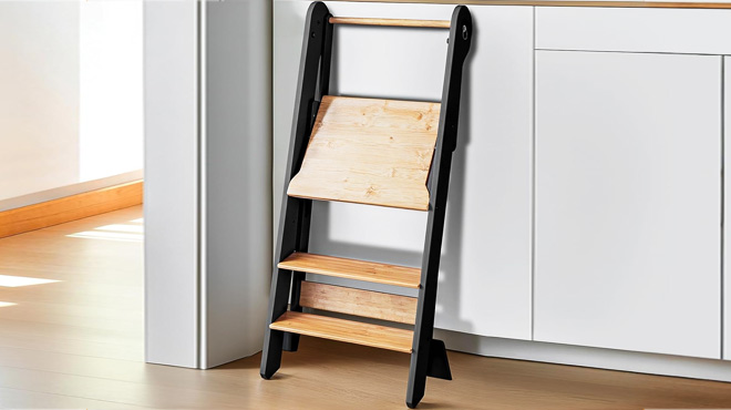 Foldable Toddler Standing Tower