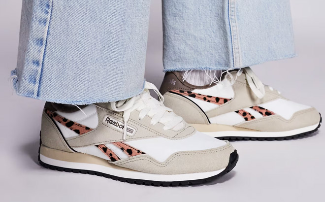 Reebok Classic AZ Sneakers