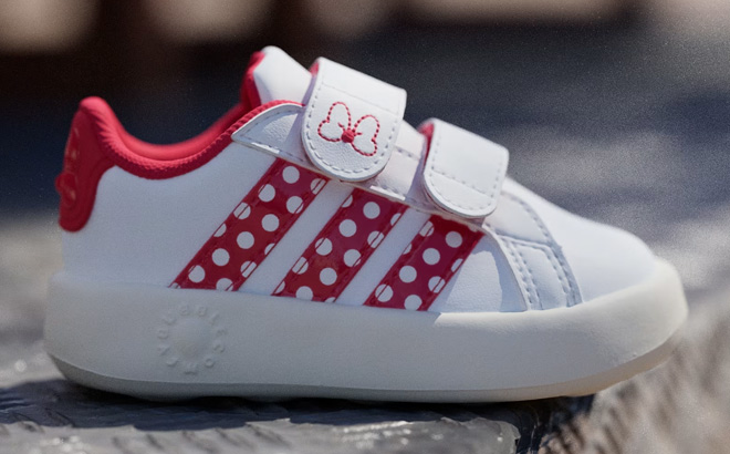 Adidas Disney Minnie Mouse Kids Grand Court Shoe Adidas Disney Minnie Mouse Kids Grand Court Shoe