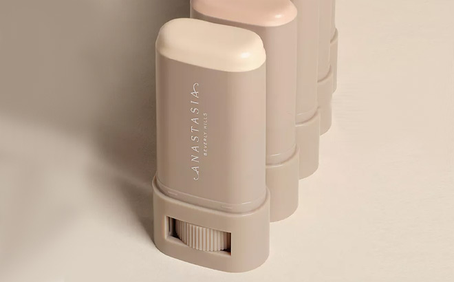 Anastasia Beverly Hills Beauty Balm Serum Boosted Skin Tint Anastasia Beverly Hills Beauty Balm Serum Boosted Skin Tint