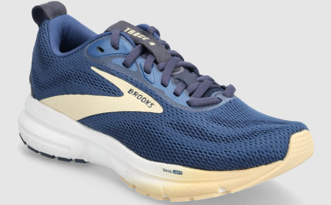 Brooks Trace 4 Womens Shoes in Navy