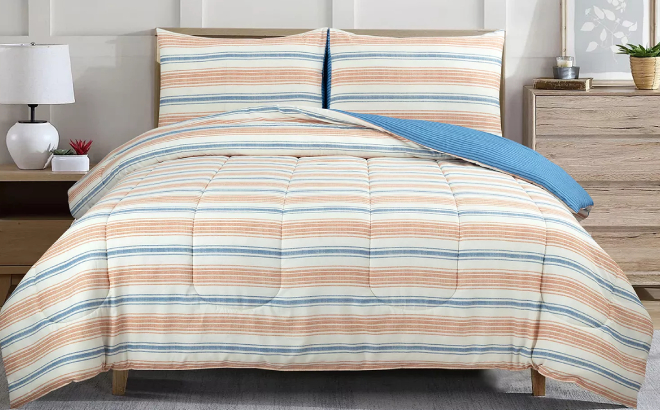 Cloud Stripe 3 Piece Comforter Set Cloud Stripe 3 Piece Comforter Set