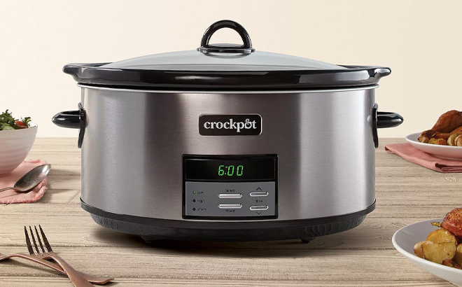 Crock Pot 8 Quart Digital Slow Cooker
