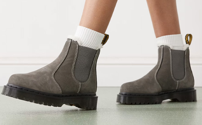Dr Martens Womens 2976 Bex Faux Fur Lined Boots Dr Martens Womens 2976 Bex Faux Fur Lined Boots