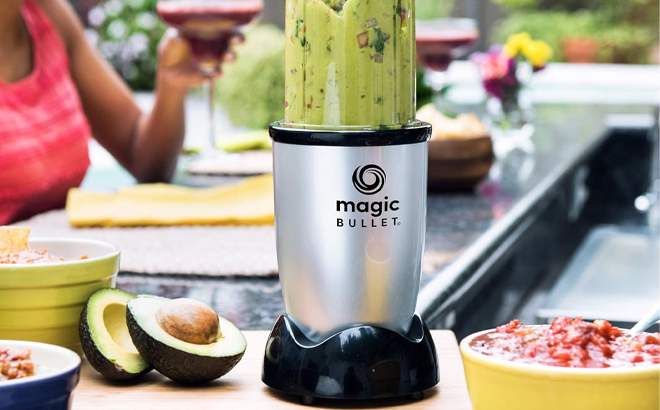 Magic Bullet Essential 250W Personal Blender Magic Bullet Essential 250W Personal Blender