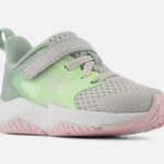 New Balance Toddler Rave Run v2 Bungee Lace with Top Strap Sneaker