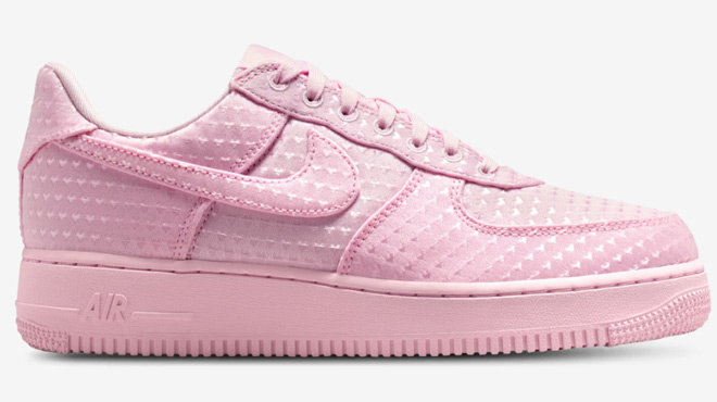 Nike Air Force 1 07 Low Valentines Day Hearts Womens Shoes Nike Air Force 1 07 Low Valentines Day Hearts Womens Shoes