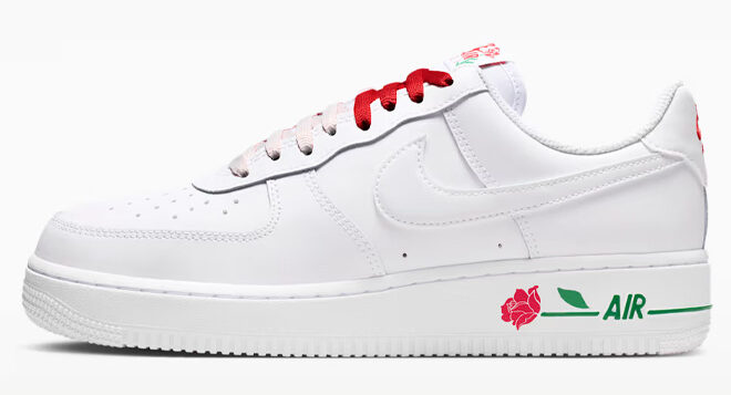 Nike Air Force 1 07 SE Womens Shoe 1 Nike Air Force 1 07 SE Womens Shoe 1