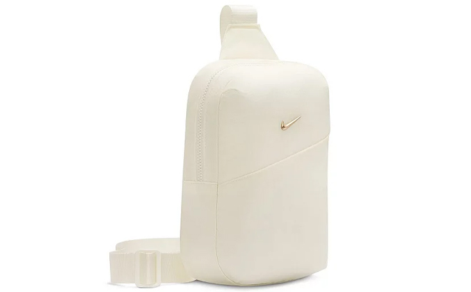 Nike Aura Crossbody 5L Bag Nike Aura Crossbody 5L Bag