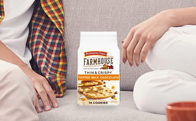Pepperidge Farm Farmhouse Thin and Crispy Toffee Milk Chocolate Cookies Pepperidge Farm Farmhouse Thin and Crispy Toffee Milk Chocolate Cookies