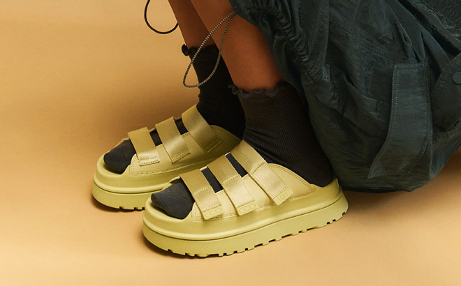UGG Goldenglow Platform Slides
