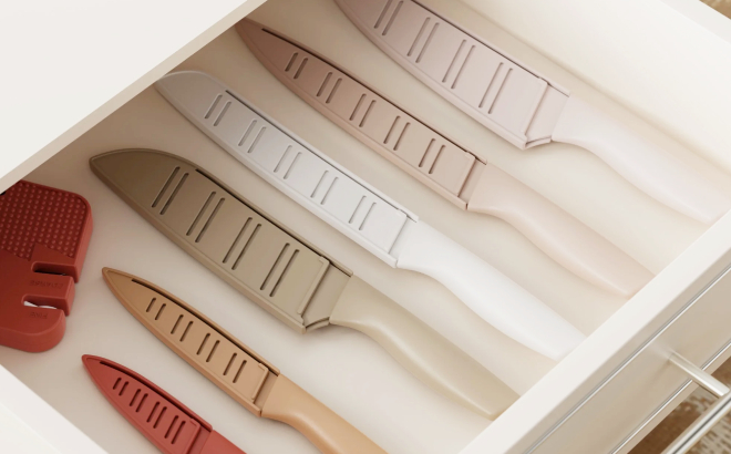 Astercook 7 Piece Kitchen Knife Set Astercook 7 Piece Kitchen Knife Set