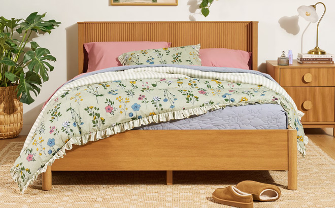 Beautiful by Drew Barrymore Queen Bed