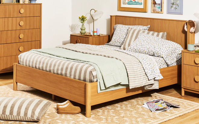 Beautiful by Drew Barrymore Wrap Me Up Fluted Queen Bed