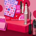 Benefit Cosmetics Benebingo Lash Brow and Cheek Gift Set on the Table