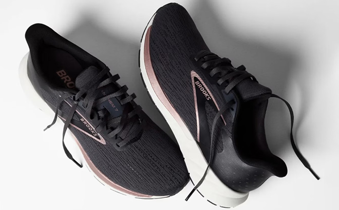 Brooks Anthem 7 Running Shoes in Black Pink