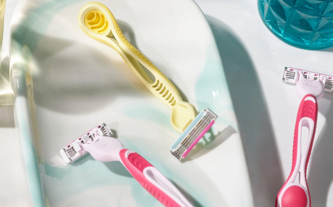 Gillette Venus Simply3 Razors Gillette Venus Simply3 Razors